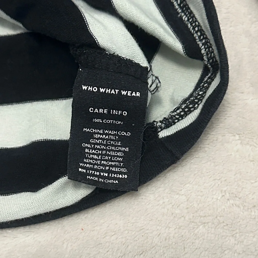 Who What Wear Black and White Striped Top - Picture 4 of 4